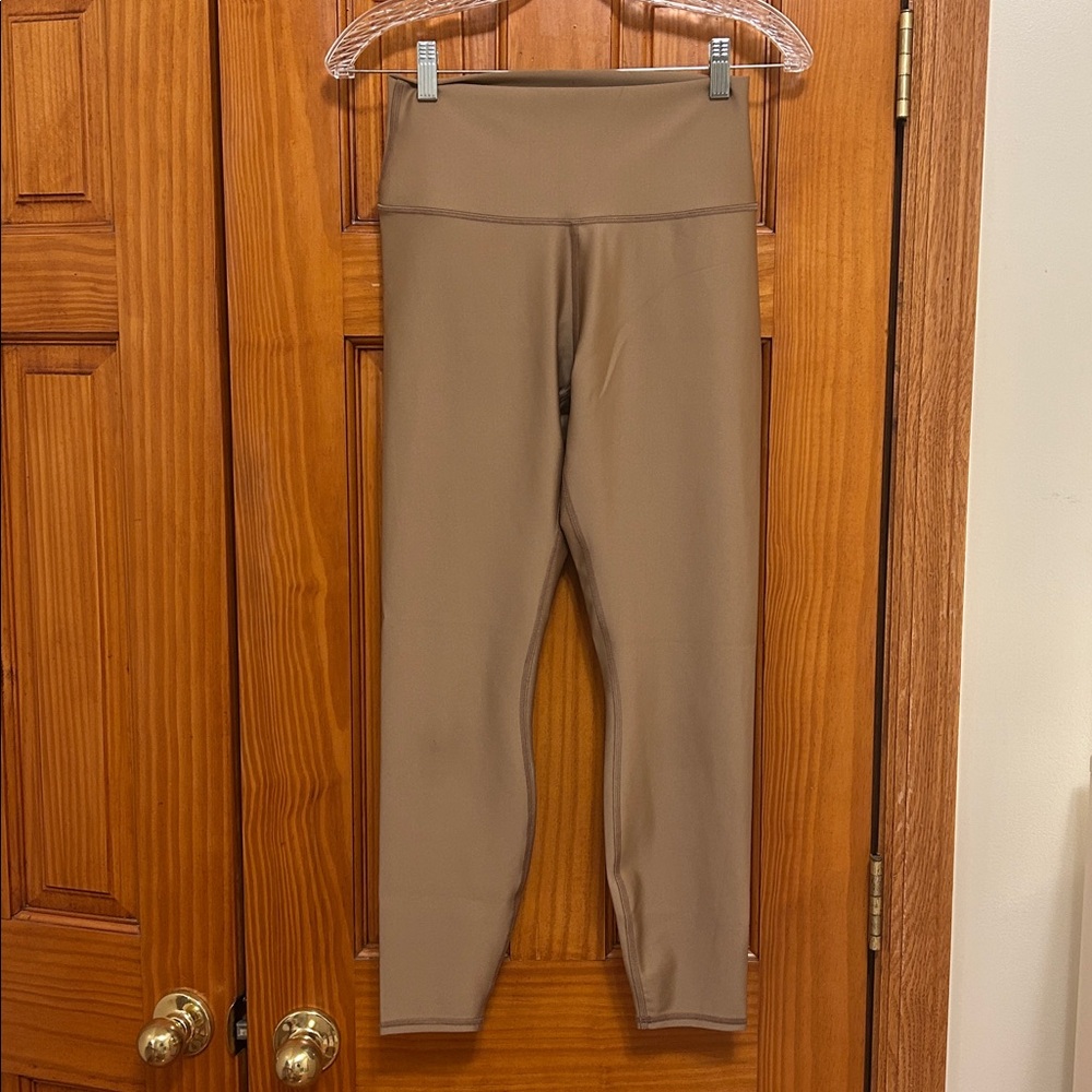 Alo High-Waisted Leggings